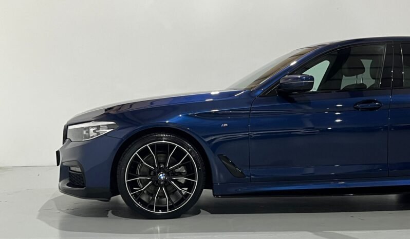 
								2020 BMW 520D G30 M Sport M Performance full									