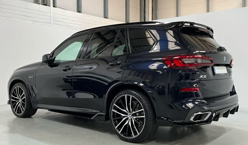 
								2022 BMW X5 45e M Sport M Performance X-Drive full									