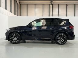 
										2022 BMW X5 45e M Sport M Performance X-Drive full									