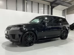 
										201 Land Rover Range Rover Sport P400E HSE full									