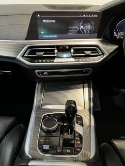 
										212 BMW X5 45E M Sport M Performance X-Drive full									