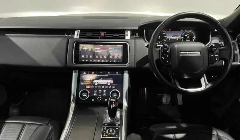 
								201 Land Rover Range Rover Sport P400E HSE full									