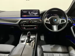 
										222 BMW 520D M Sport Plus M Performance full									