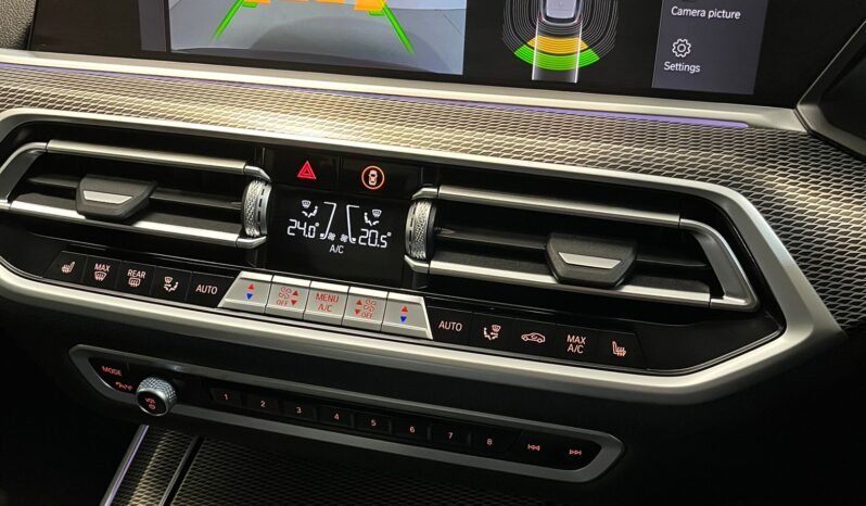 
								212 BMW X5 45E M Sport M Performance X-Drive full									