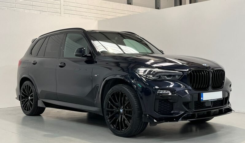 
								212 BMW X5 45E M Sport M Performance X-Drive full									