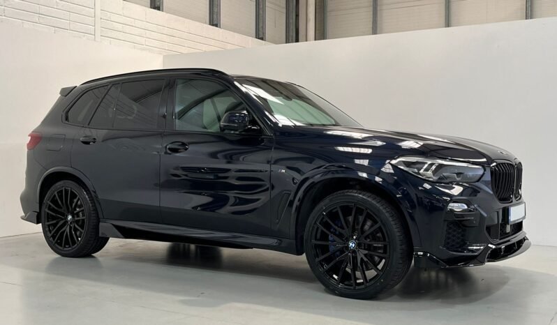 
								212 BMW X5 45E M Sport M Performance X-Drive full									