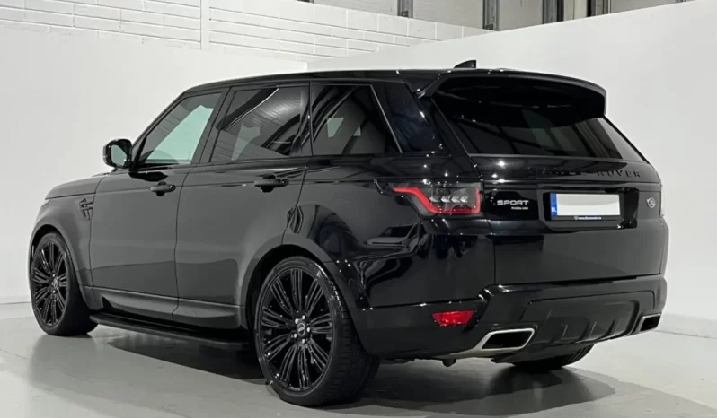 
								201 Land Rover Range Rover Sport P400E HSE full									