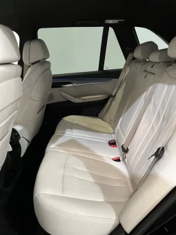 
										2017 BMW X5 F15 M Sport X-Drive 40E Auto full									