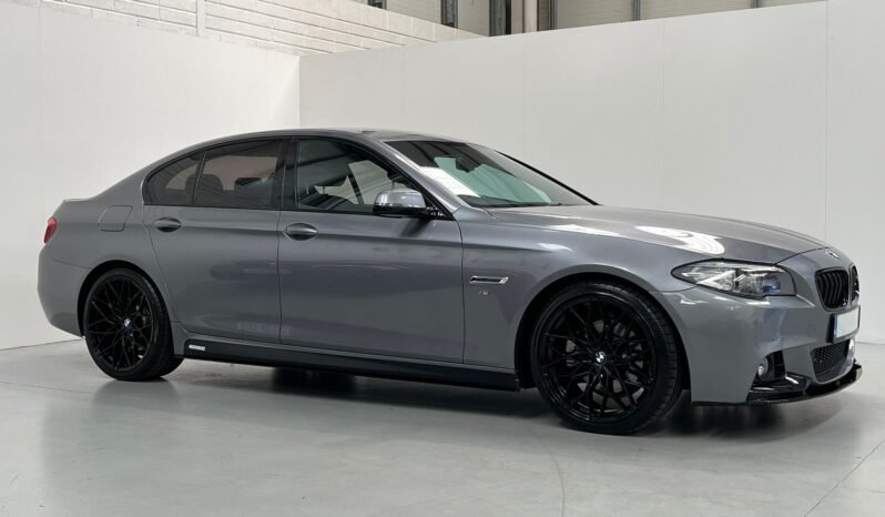 
								2016 BMW F10 520D M Sport M Performance full									