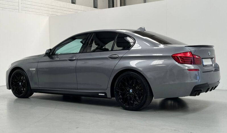 
								2016 BMW F10 520D M Sport M Performance full									