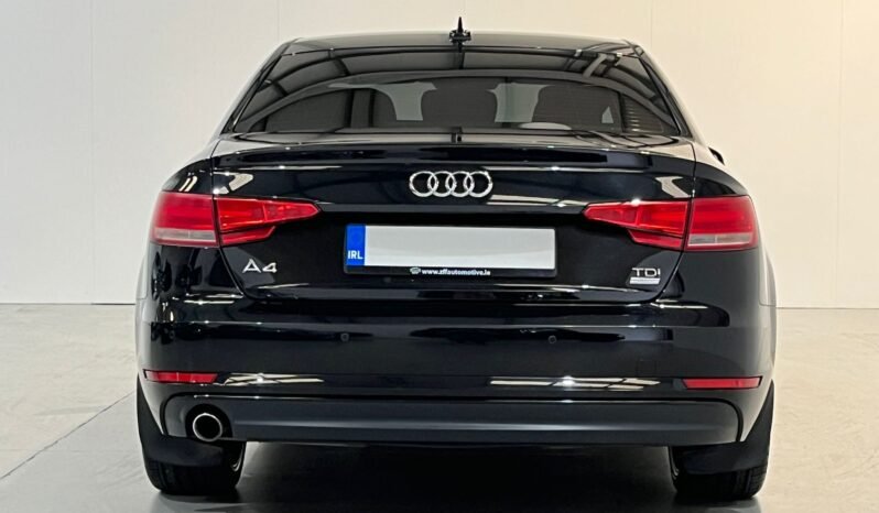 
								172 Audi A4 SE Ultra Black Ed Pack 150BHP full									