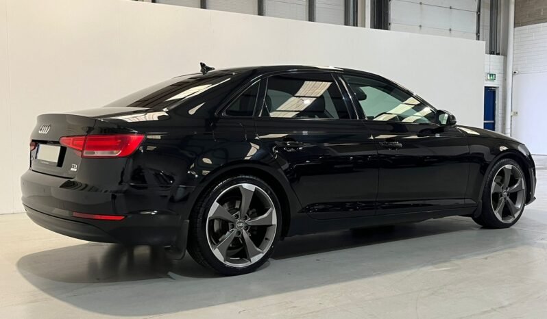 
								172 Audi A4 SE Ultra Black Ed Pack 150BHP full									