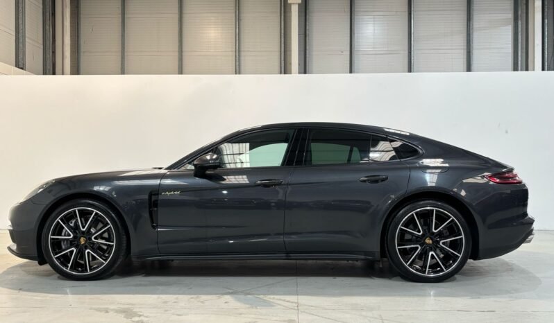 
								2018 Porsche Panamera 4 3.0 E Hybrid 462BHP full									