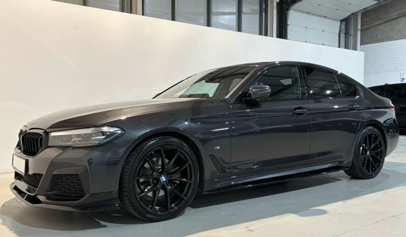 
								202 BMW 520D G30 M Sport M Performance LCI full									