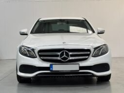 
										2017 Mercedes-Benz E220 D SE Auto AMG Pk full									