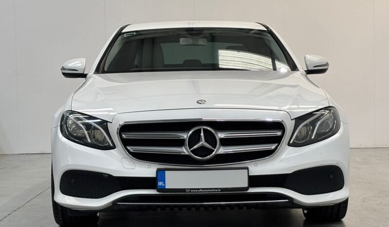 
								2017 Mercedes-Benz E220 D SE Auto AMG Pk full									