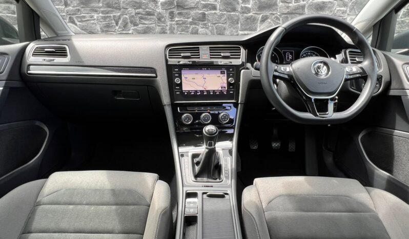 
								2017 Volkswagen Golf GT 2.0 TDi Highline full									