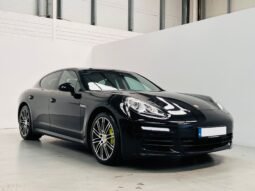 2015 Porsche Panamera 3.0L E-Hybrid
