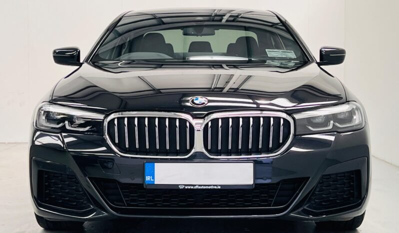 
								2021 BMW 520D G30 M Sport X-Drive full									