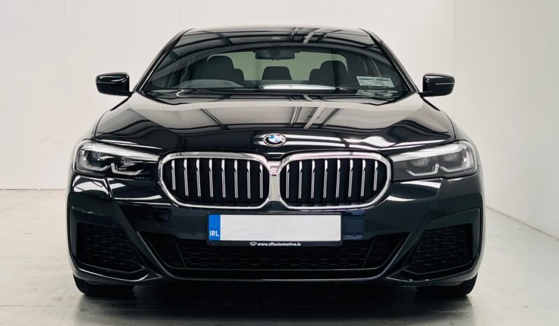 
								2021 BMW 520D G30 M Sport X-Drive full									