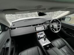 
										2021 Land Rover Range Rover Evoque 1.5 P300E HSE full									