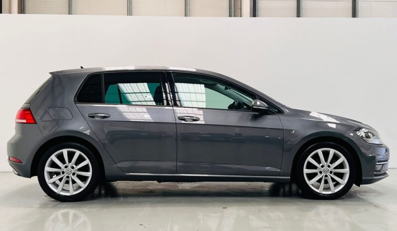 
								2017 Volkswagen Golf GT 2.0 TDi Highline full									
