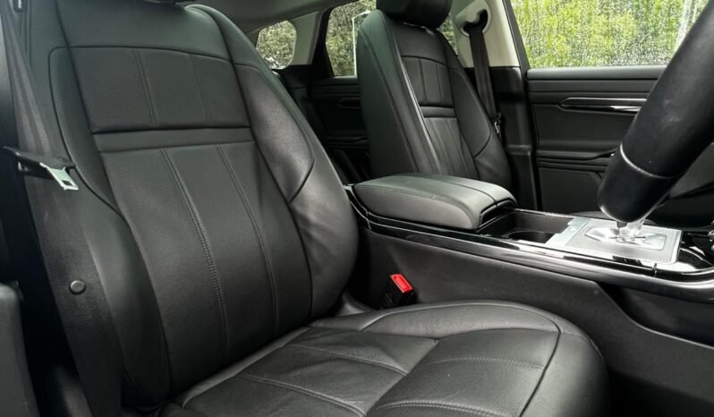 
								2021 Land Rover Range Rover Evoque 1.5 P300E HSE full									