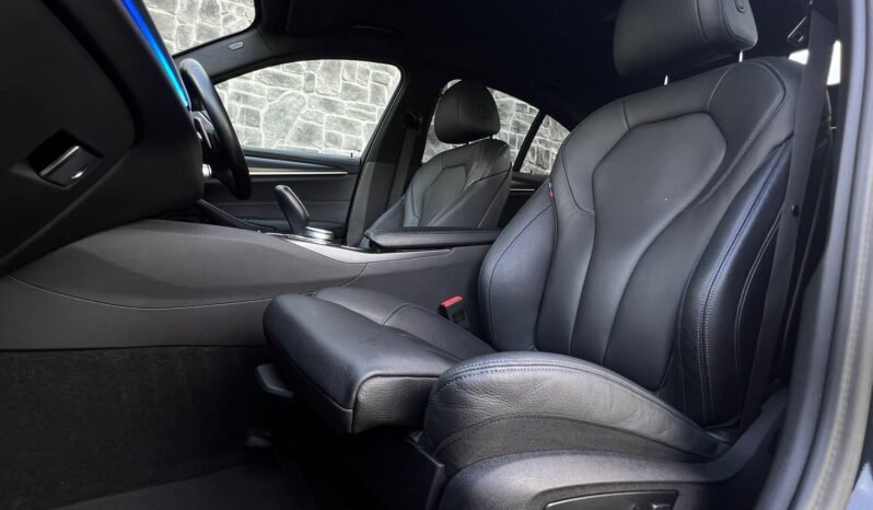 
								2021 BMW 520D G30 M Sport X-Drive full									