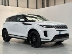 
										2021 Land Rover Range Rover Evoque 1.5 P300E HSE full									