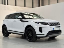 
										2021 Land Rover Range Rover Evoque 1.5 P300E HSE full									