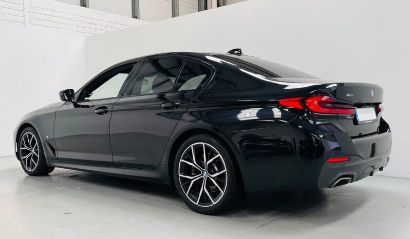 
								2021 BMW 520D G30 M Sport X-Drive full									