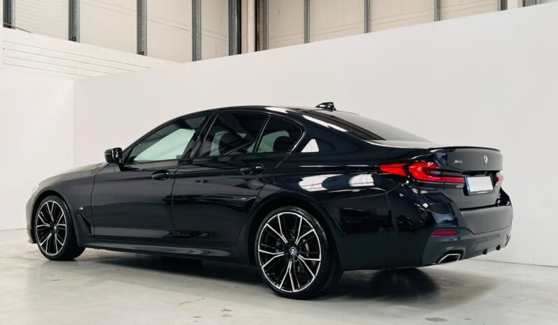 
								2021 BMW 520D G30 M Sport X-Drive full									