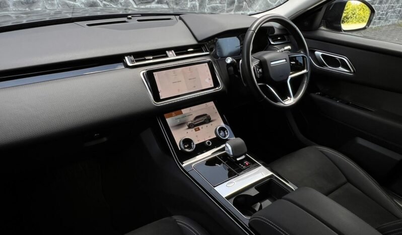 
								2021 Land Rover Range Rover Velar full									