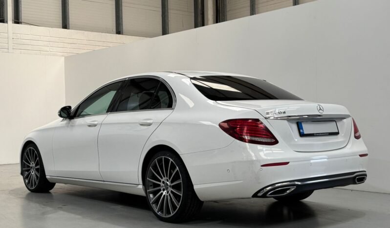 
								2017 Mercedes-Benz E220 D SE Auto AMG Pk full									