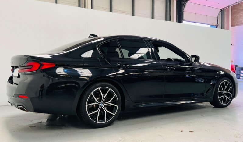 
								2021 BMW 520D G30 M Sport X-Drive full									