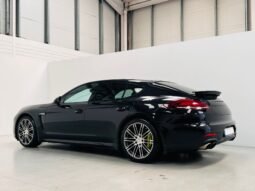 
										2015 Porsche Panamera 3.0L E-Hybrid full									