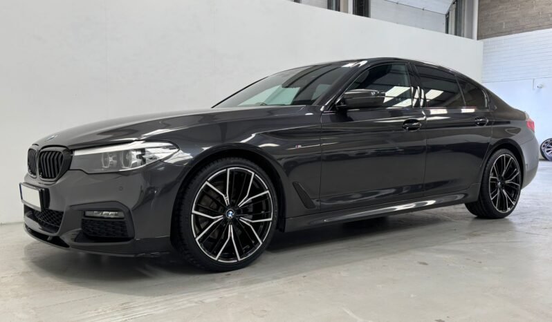 
								2020 BMW 520D M Sport G30 Auto full									