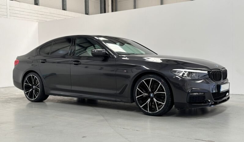 
								2020 BMW 520D M Sport G30 Auto full									