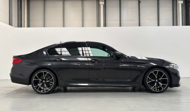 
								2020 BMW 520D M Sport G30 Auto full									