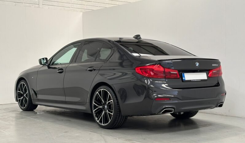 
								2020 BMW 520D M Sport G30 Auto full									