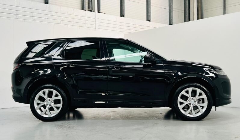 
								2022 Land Rover Discovery Sport R-Dynamic SE P300E full									