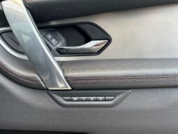 
										2021 Land Rover Discovery Sport R-Dynamic SE P300E full									
