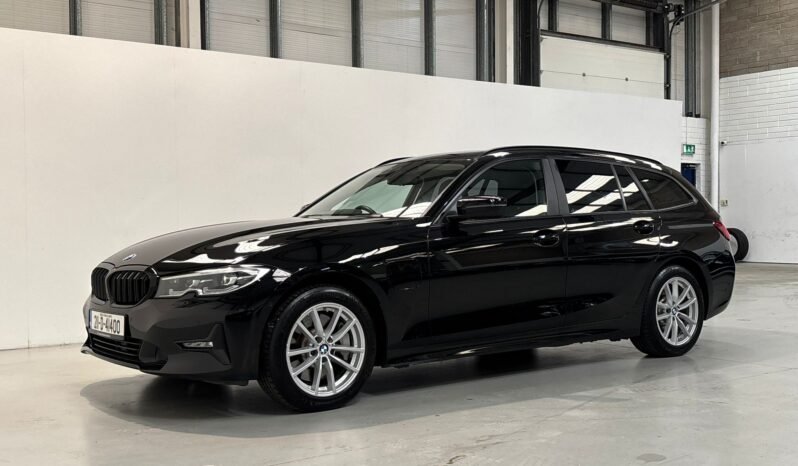 
								2021 BMW 330E SE Pro Estate Auto full									