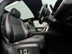 
										2021 Land Rover Discovery Sport R-Dynamic SE P300E full									