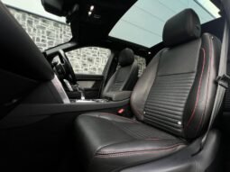 
										2021 Land Rover Discovery Sport R-Dynamic SE P300E full									