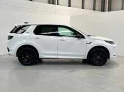 
										2021 Land Rover Discovery Sport R-Dynamic SE P300E full									