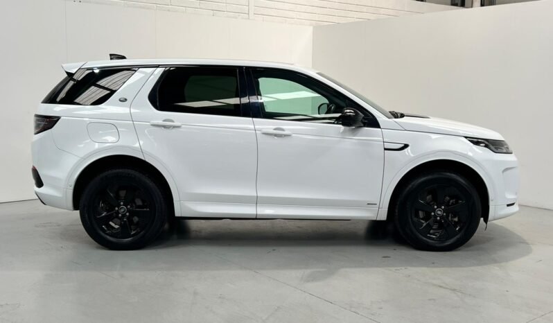 
								2021 Land Rover Discovery Sport R-Dynamic SE P300E full									