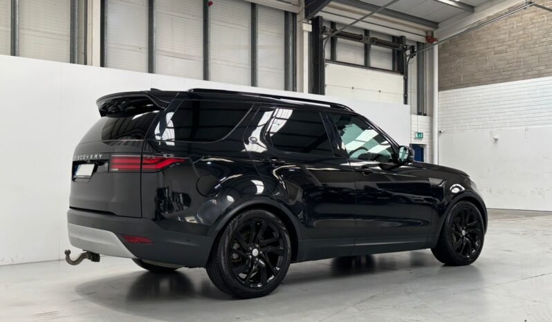 
								2022 Land Rover Discovery 5 3.0 D300 Commercial full									