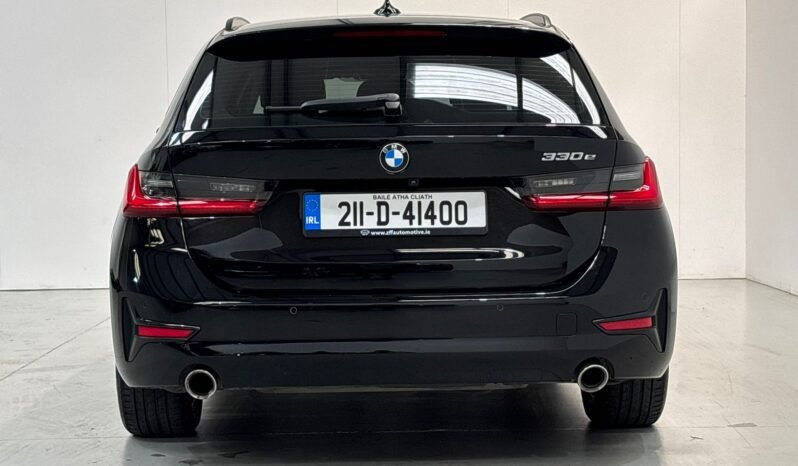 
								2021 BMW 330E SE Pro Estate Auto full									