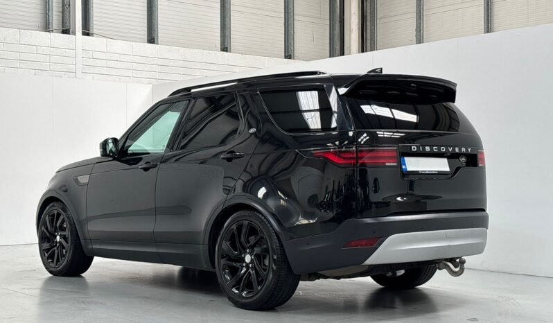 
								2022 Land Rover Discovery 5 3.0 D300 Commercial full									